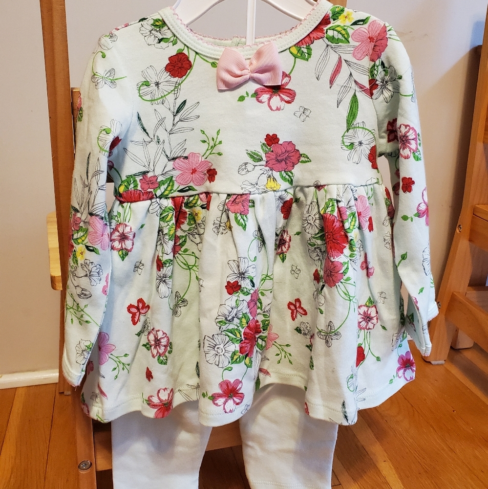 Flower top and pants- new with tags